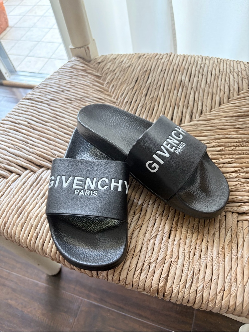 .GIVENCHY PARIS rubber slides  womens size 6
New never worn.